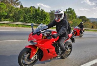 Ducati Supersport S (divulgação)
