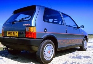 Fiat Uno Turbo i.e. [divulgação]