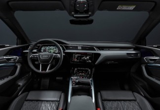 Audi SQ8 Sportback e-tron [divulgação]