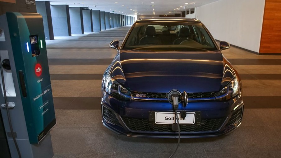 Volkswagen Golf GTE (divulgação)
