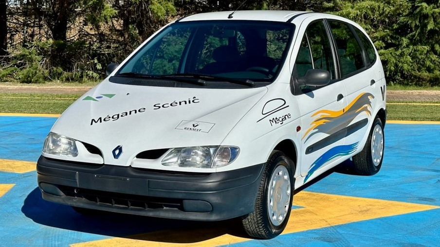 Renault Mégane Scénic [Auto+ / João Brigato]