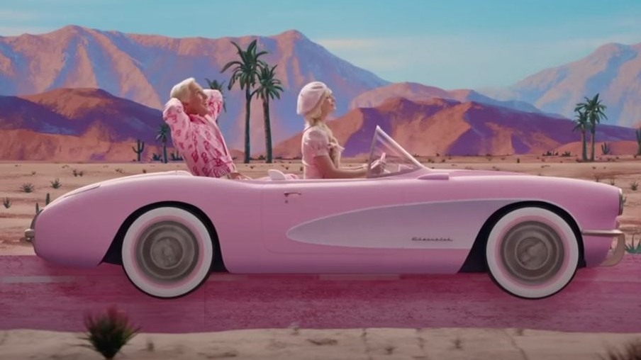 Carros memoráveis do Cinema/ Chevrolet Corvette 1956 do filme Barbie