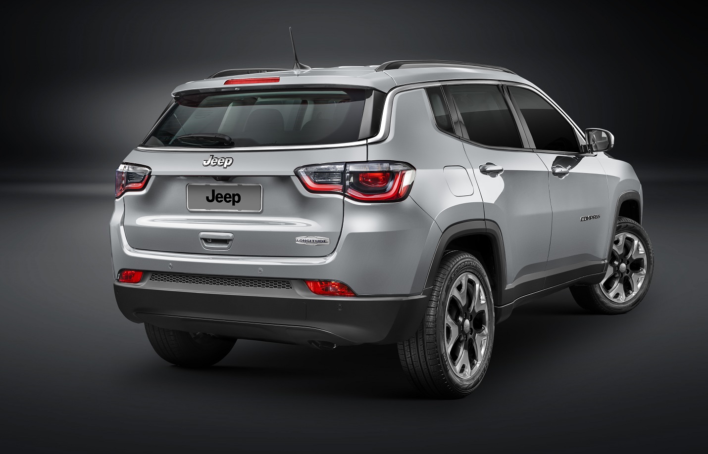 Jeep Compass fica mais equipado na linha 2019 Automais