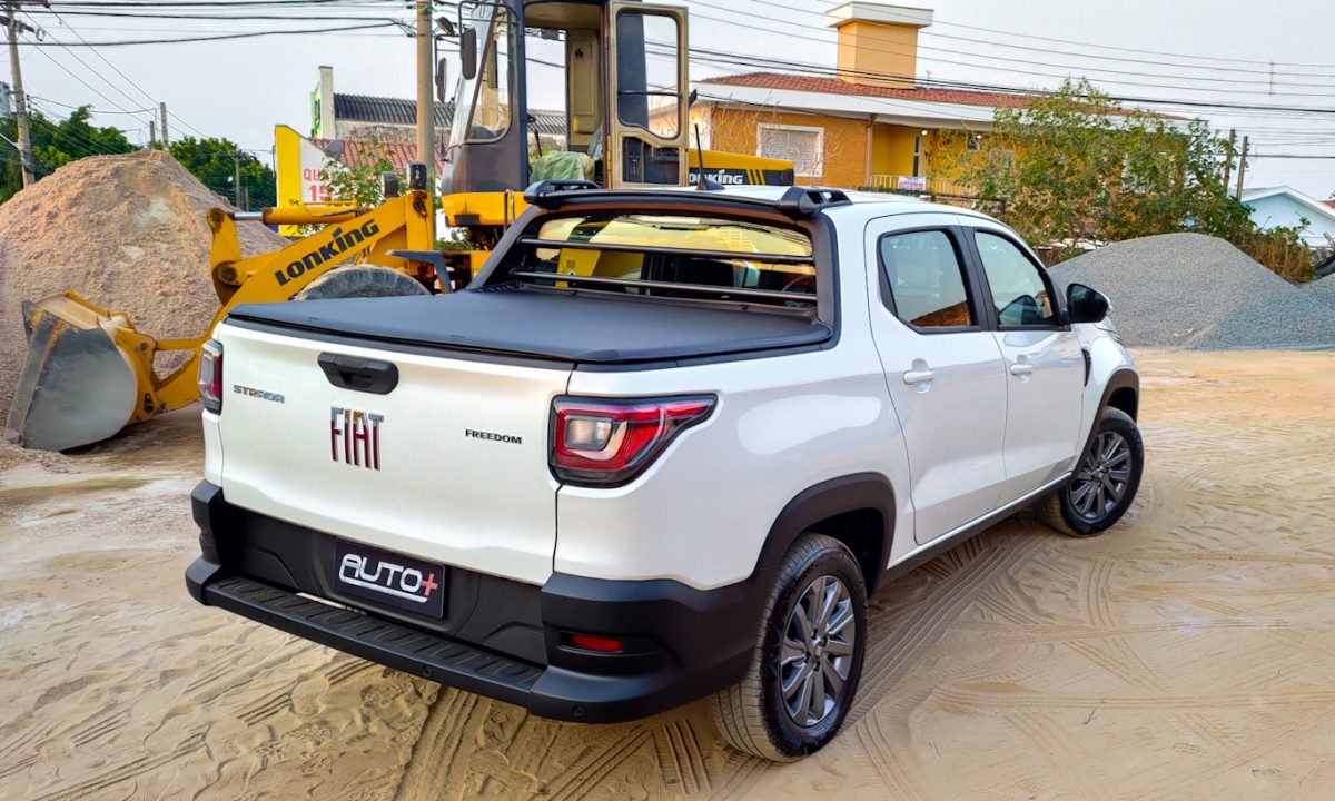 Fiat Strada Freedom Cabine Dupla [Auto+ / João Brigato]