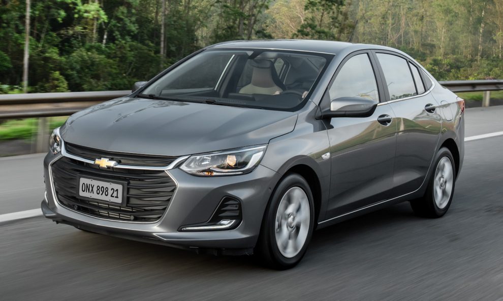 Onix e Onix Plus 2021 mais caros e mudanças em equipamentos