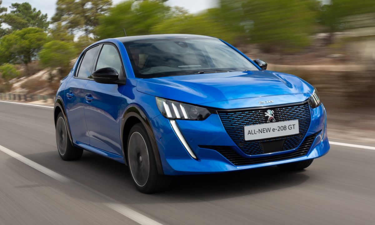 Peugeot e208 [divulgação]