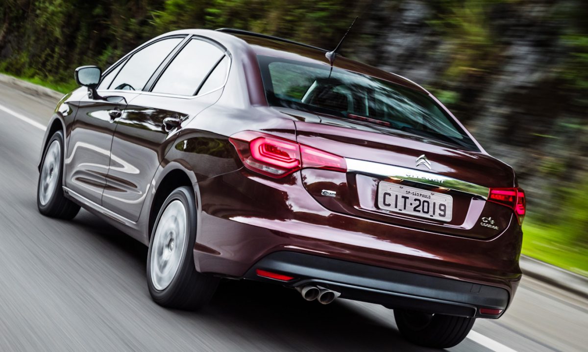 Citroën C4 Lounge [divulgação]