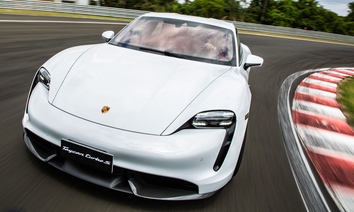 Porsche Taycan Turbo S [divulgação]