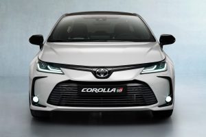 Toyota Corolla GR será vendido no Brasil junto da Hilux GR [divulgação]