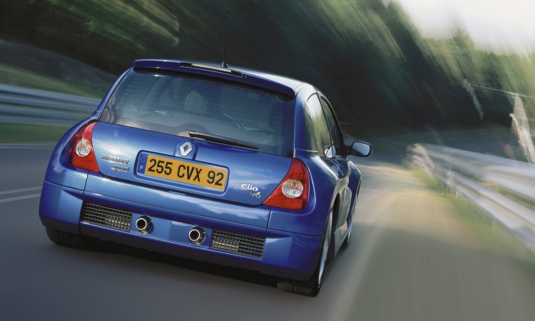 Renault Clio V6 Phase II [divulgação]