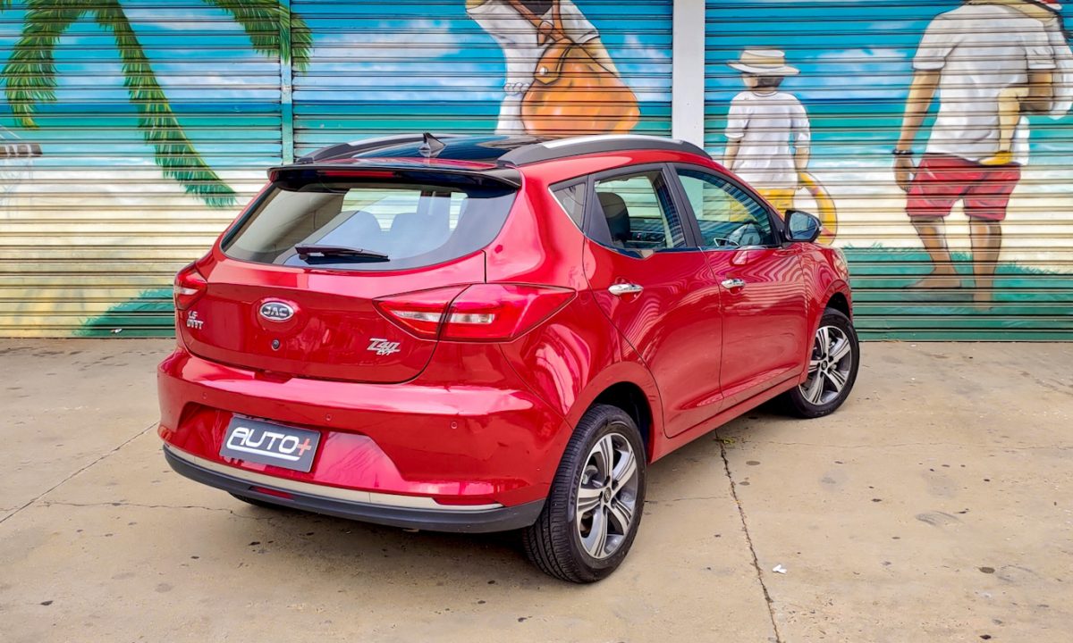 JAC T40 [Auto+ / João Brigato]