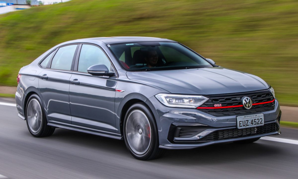 Volkswagen Jetta GLI [divulgação]