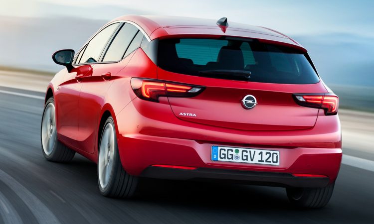 Opel Astra (atual geração) [divulgação]