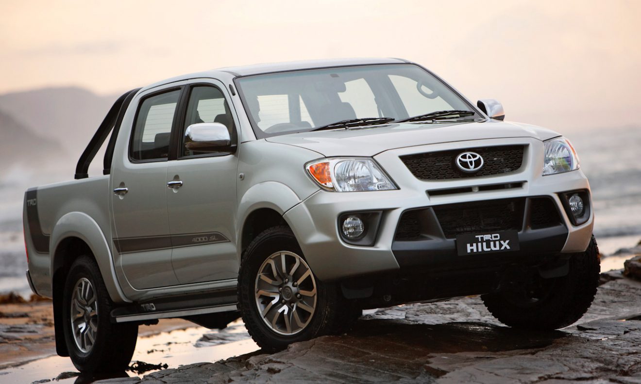 2008 supercharged TRD HiLux Automais
