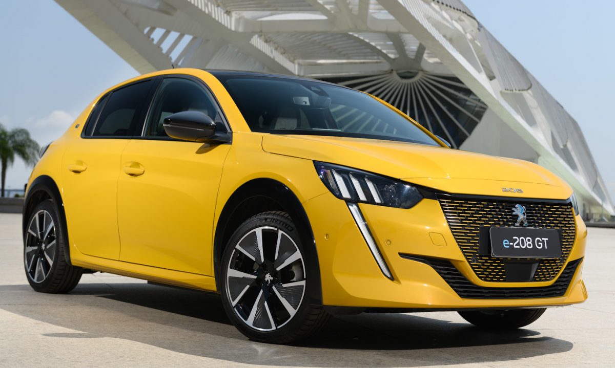 Peugeot e-208 GT [divulgação]