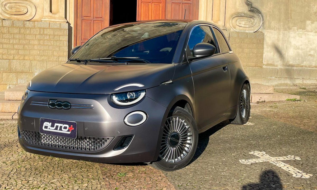 Fiat 500e [Auto+ / João Brigato] Fiat 500 híbrido chega em 2025