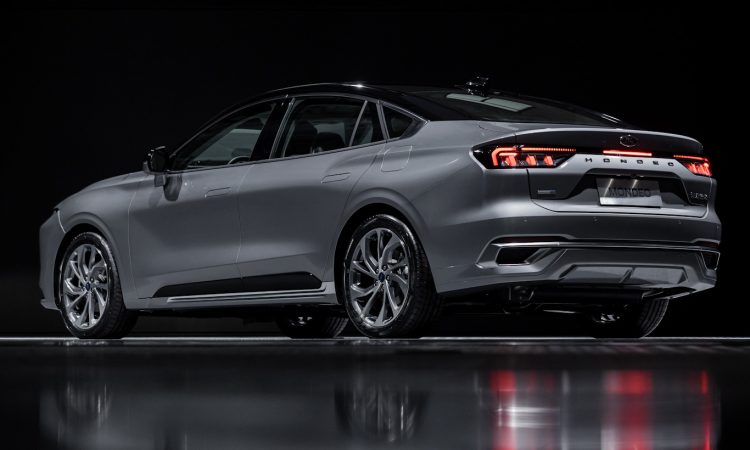Ford Fusion 2023 (Mondeo na China) [divulgação]
