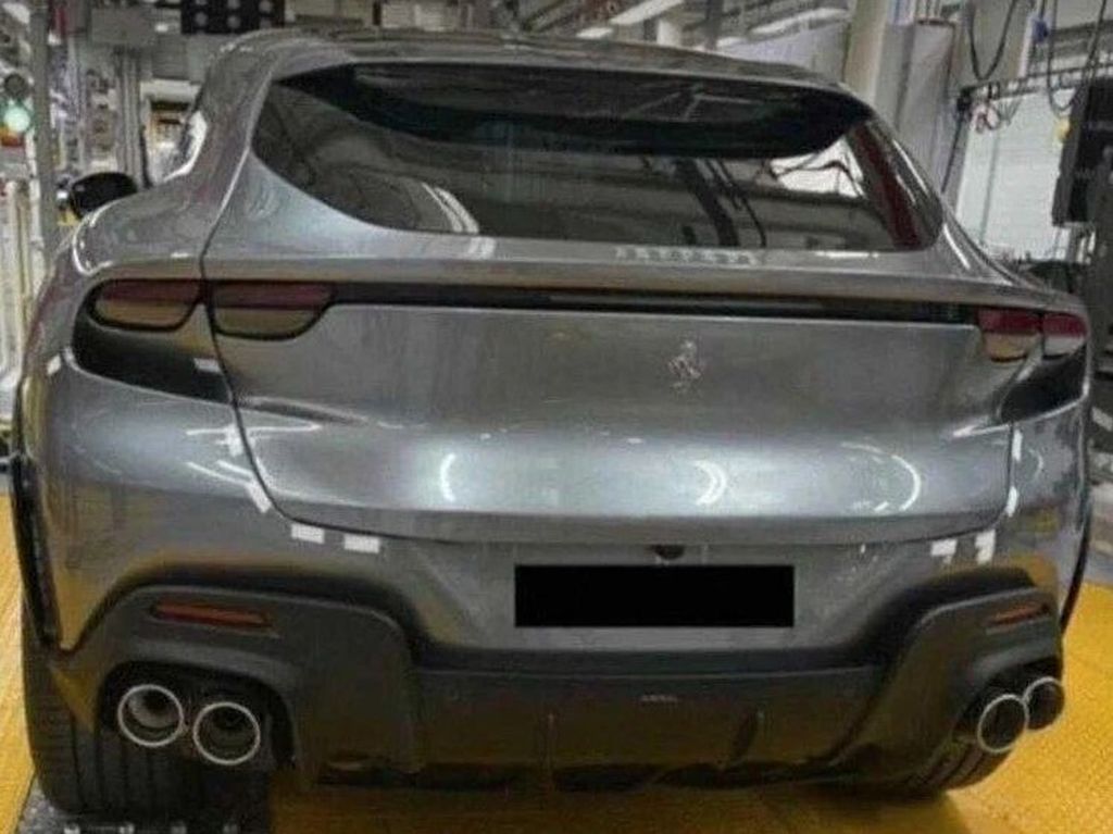 Ferrari Purosangue [reprodução]