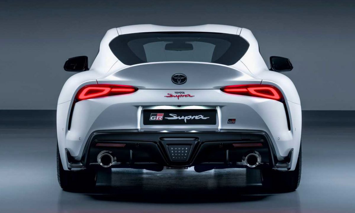 Toyota GR Supra manual [divulgação]