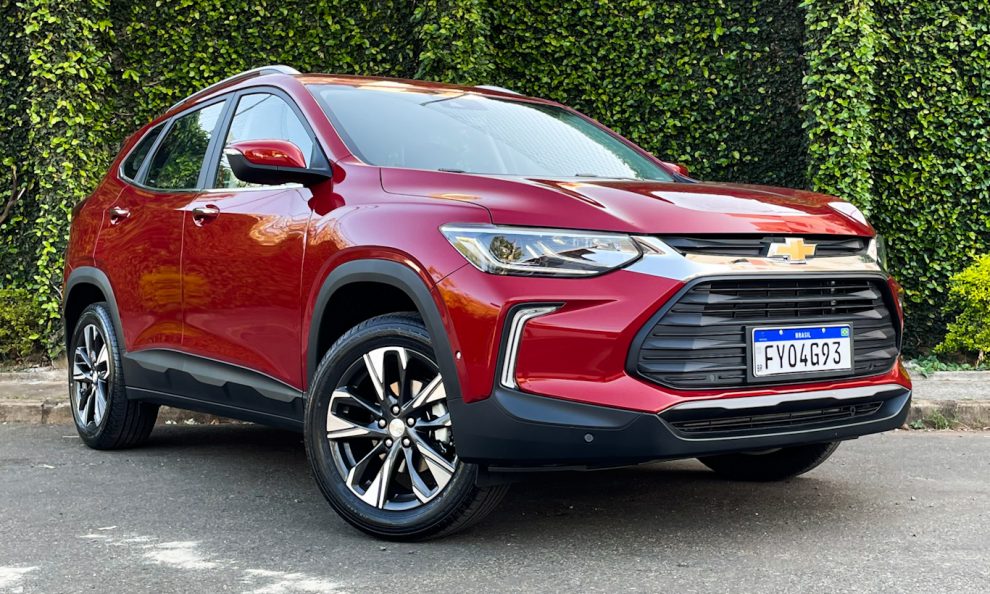 Onix, Onix Plus e Tracker ficam mais caros, mas ainda não têm Bluetooth