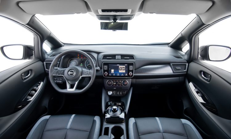 Nissan Leaf 2023 [divulgação]