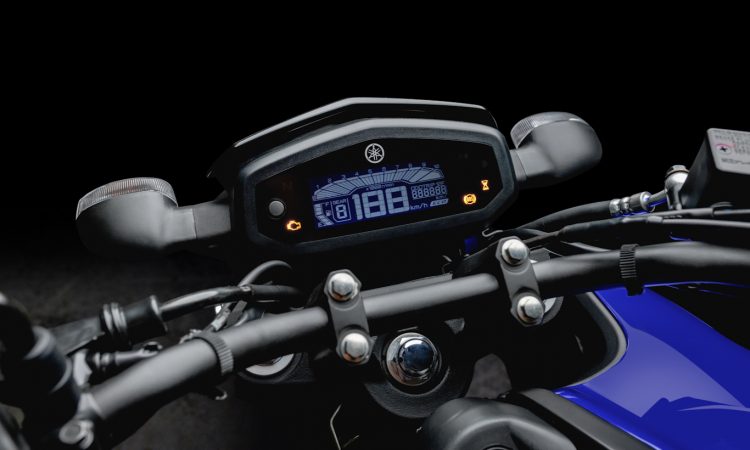 Yamaha Fazer FZ15 [divulgação]