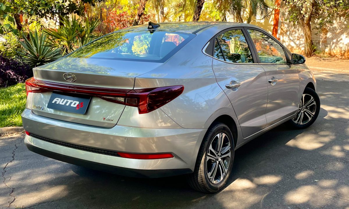 Hyundai HB20S Platinum Plus [Auto+ / João Brigato]