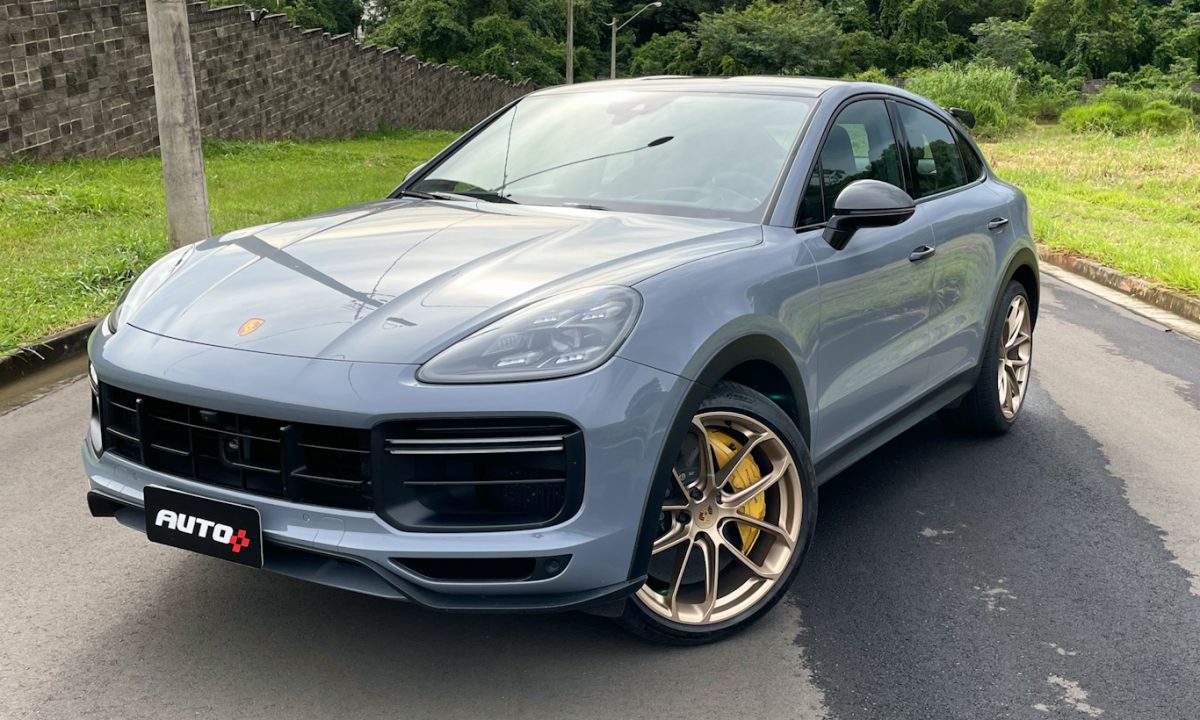 Porsche Cayenne GT [Auto+ / João Brigato