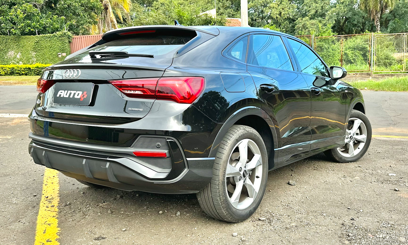 Audi Q3 Sportback Performance Black (13) Auto+ TV