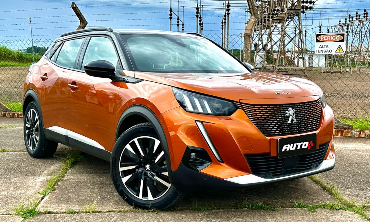Peugeot e-2008 GT [Auto+ / João Brigato]