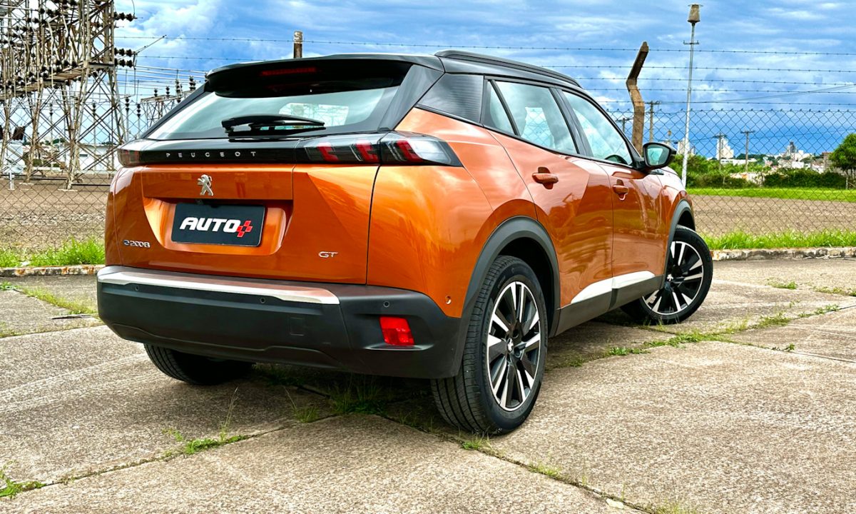 Peugeot e-2008 GT [Auto+ / João Brigato]
