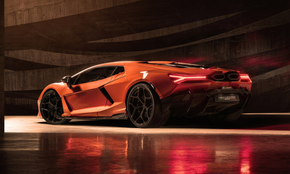 Lamborghini LB744 Revuelto [divulgação]