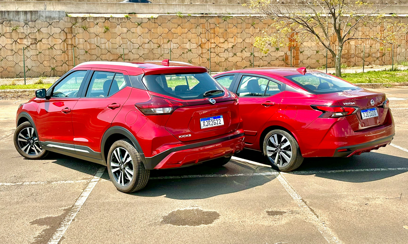 Nissan Kicks Advance vs Nissan Versa Exclusive (7) Auto+ TV