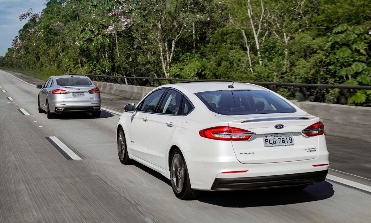 Ford Fusion Titanium Hybrid 2019 [divulgação]