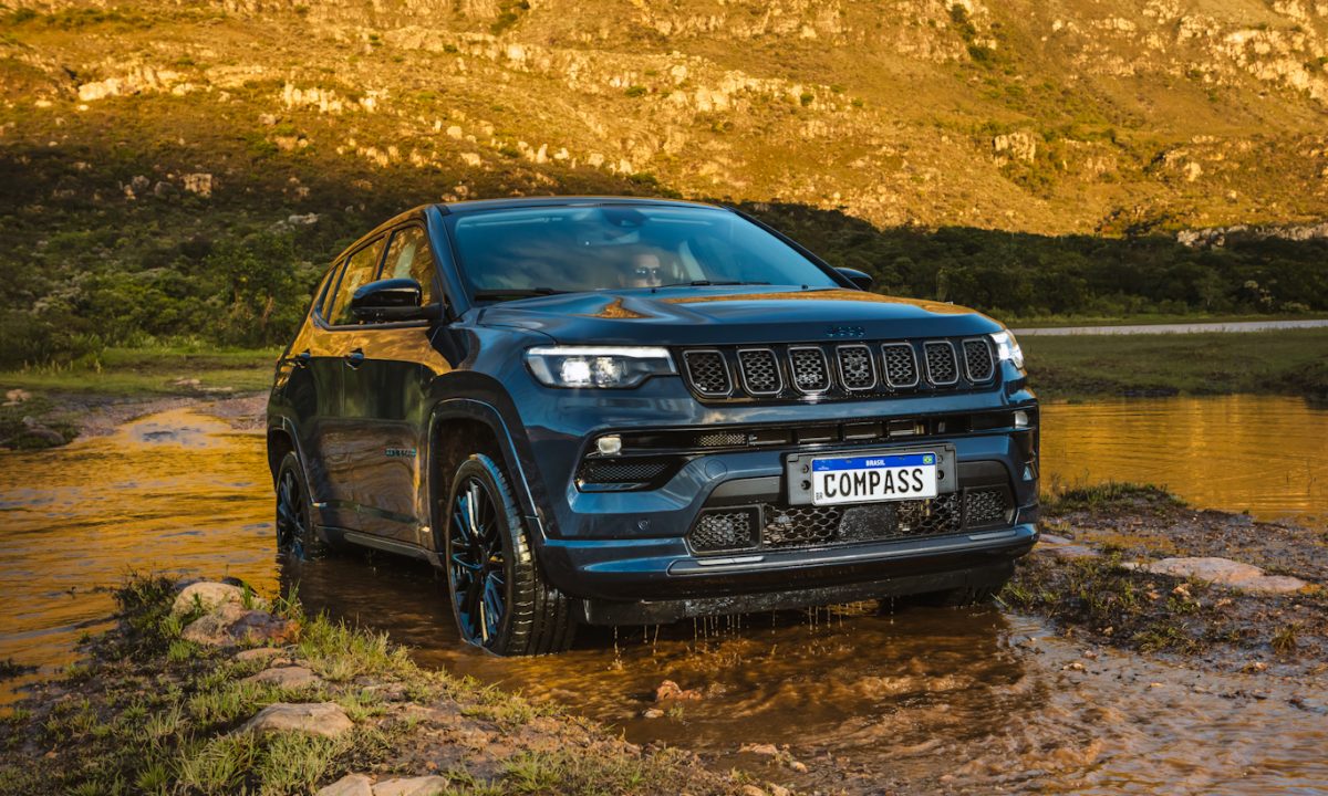 Jeep Compass 4xe [divulgação]