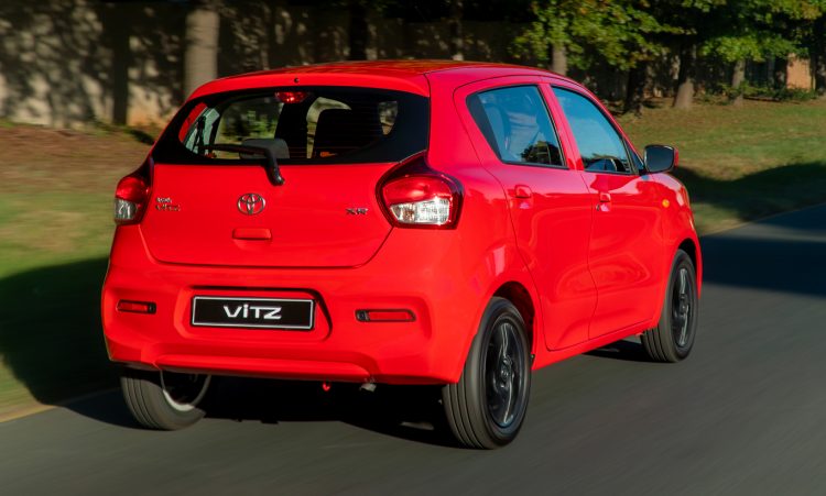Toyota Vitz R$ 55 mil [divulgação]