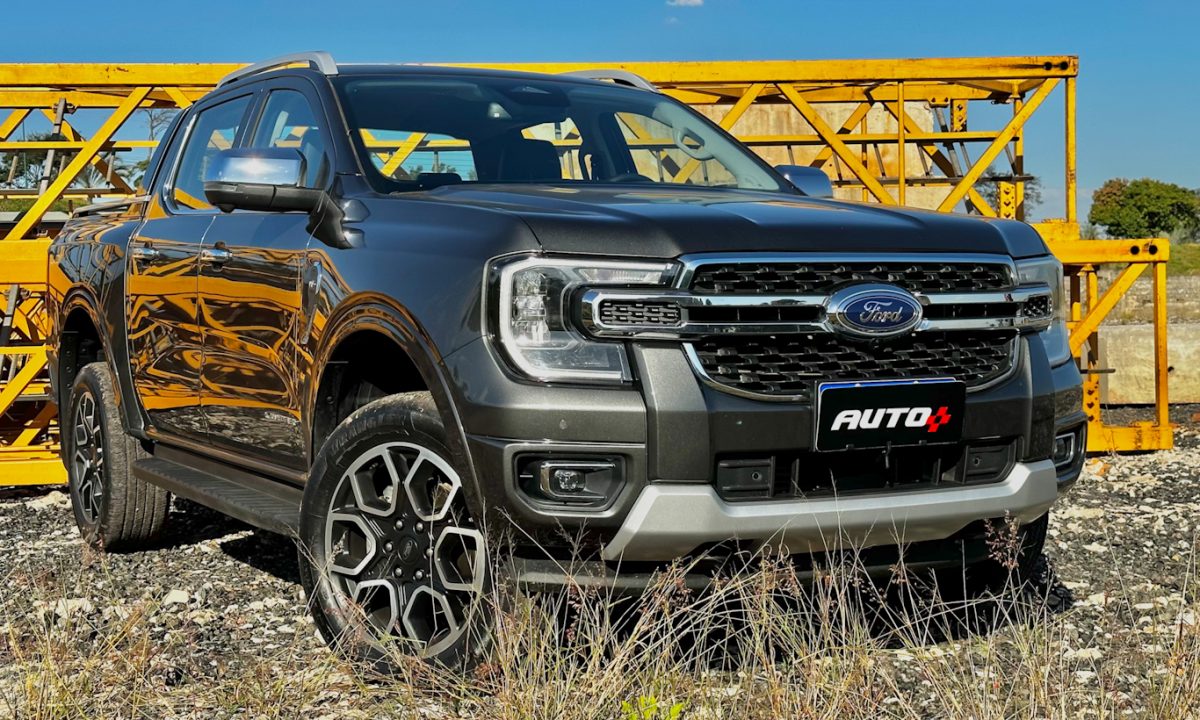 Ford Ranger Limited com pacote [Auto+ / João Brigato]