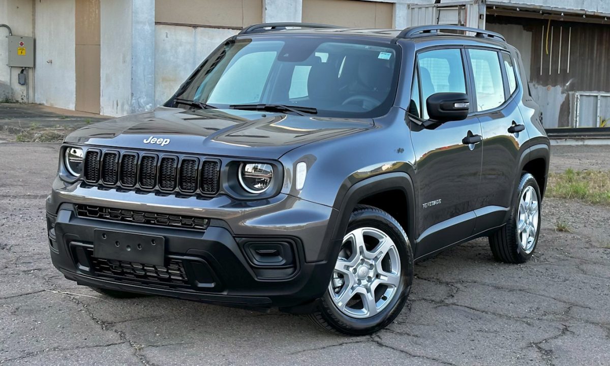 Jeep Renegade sem nome [Auto+ / João Brigato