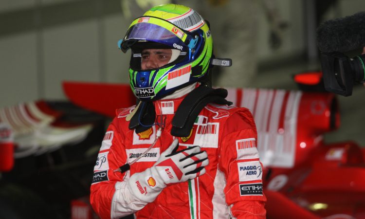 Felipe Massa na Ferrari em 2008 [divulgação]