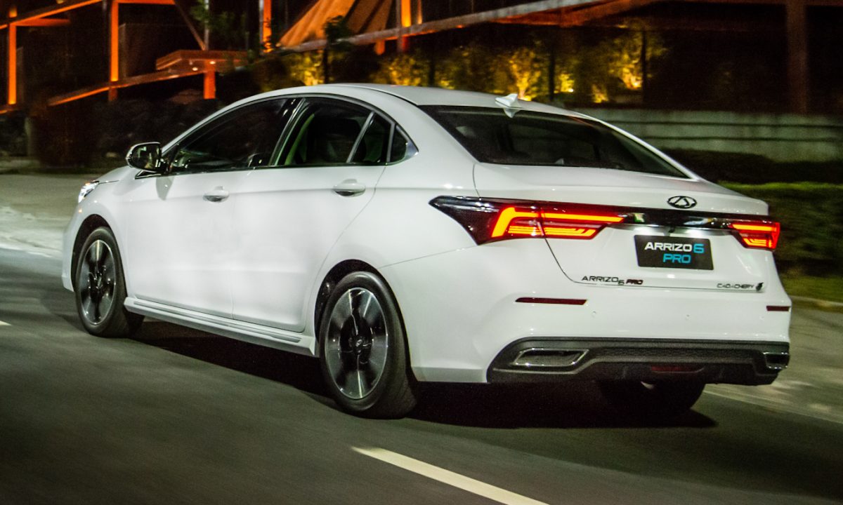 CAOA Chery Arrizo 6 [divulgação