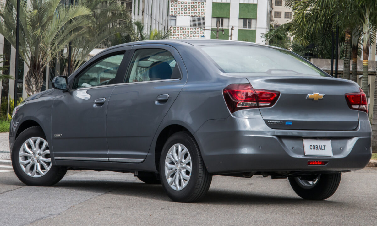 Carros proibidos pela Uber [divulgação]