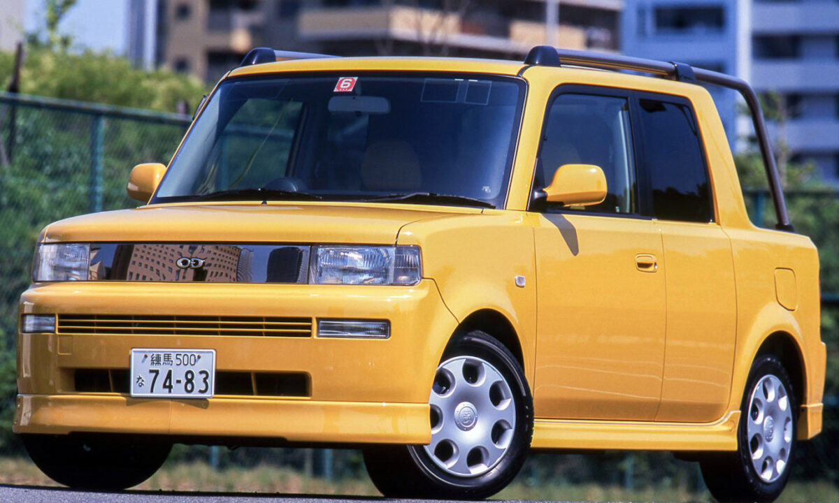 Toyota bB Opel Deck [divulgação]