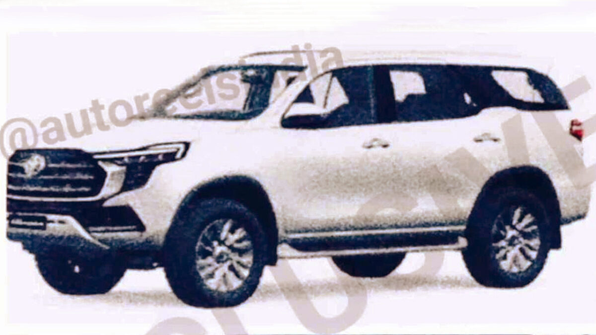 Suposto Toyota SW4 2025 [reprodução]