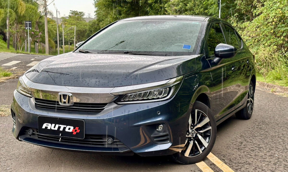 Honda City Touring [Auto+ / João Brigato]
