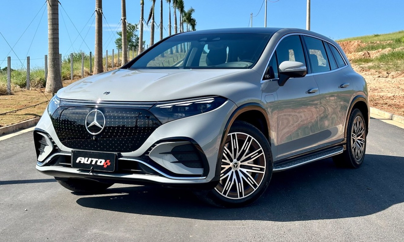 Mercedes-Benz EQS SUV 450+ [Auto+ / João Brigato]