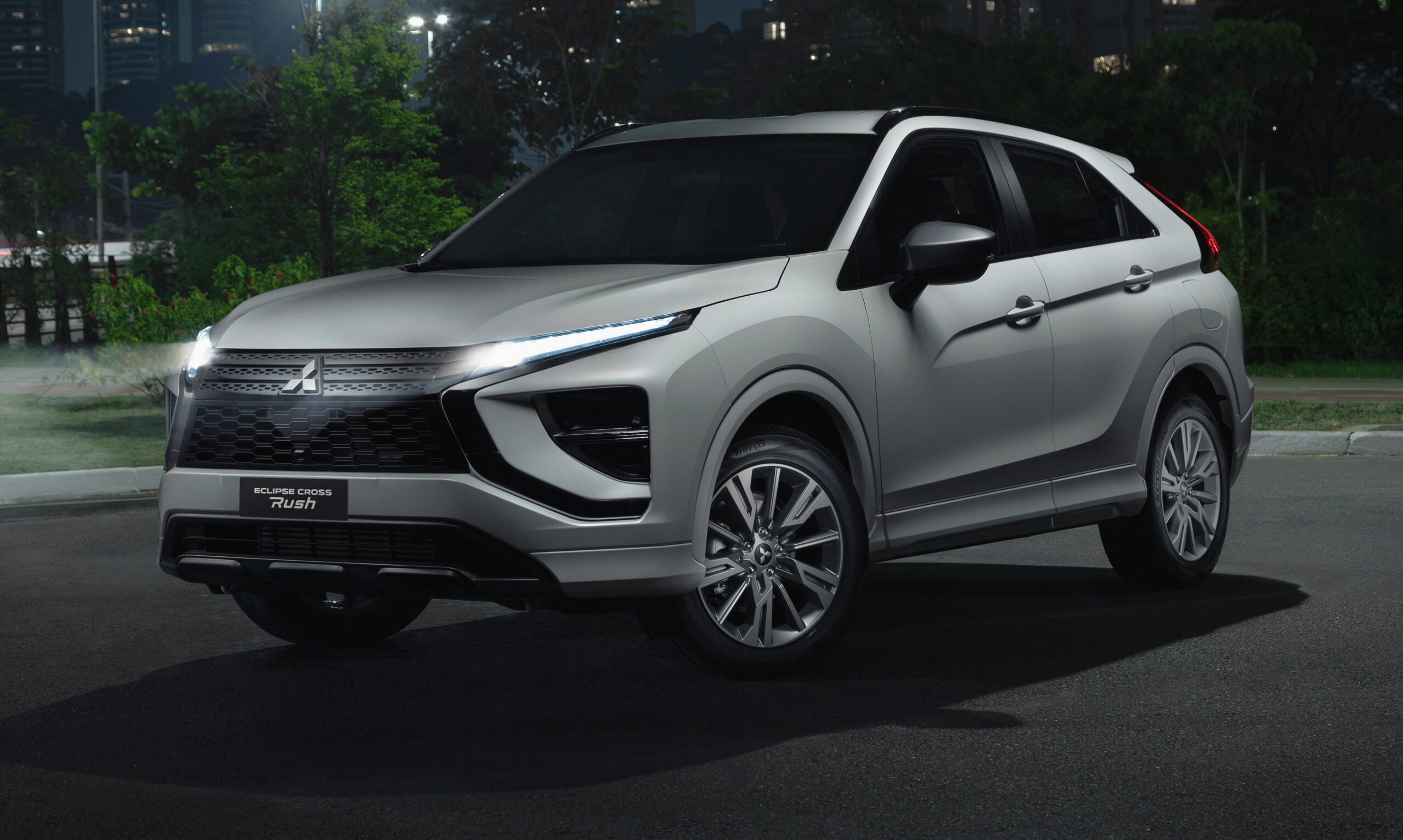 Mitsubishi lança Eclipse Cross mais barato que T-Cross e Creta