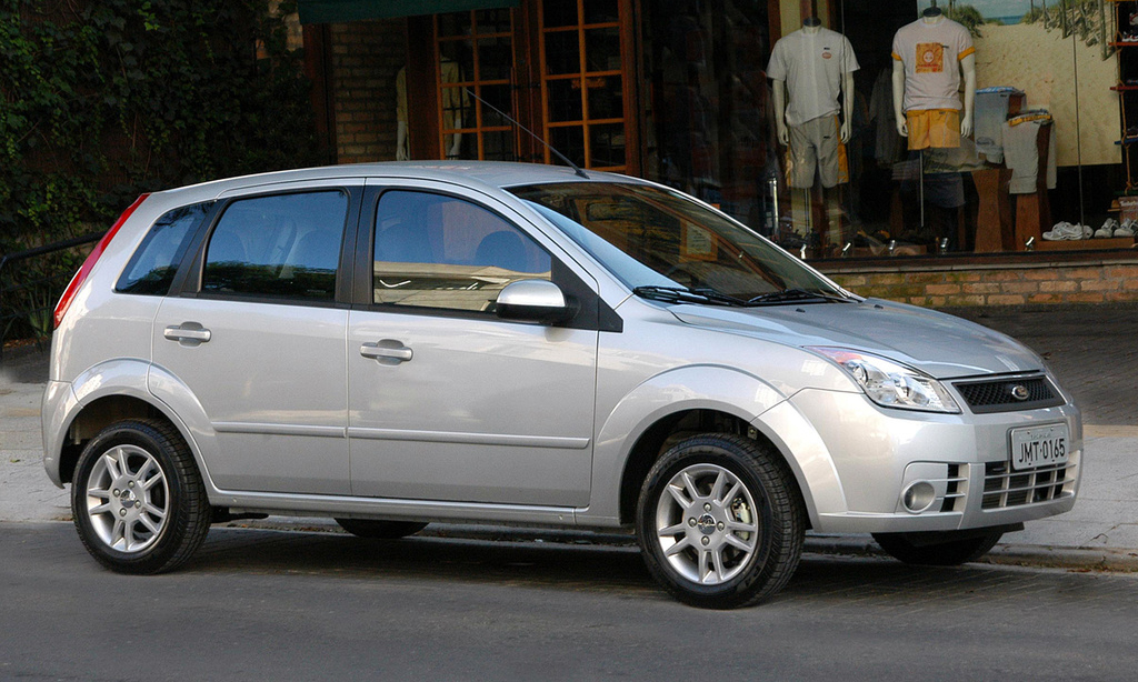 Ford Fiesta mk6 [divulgação]