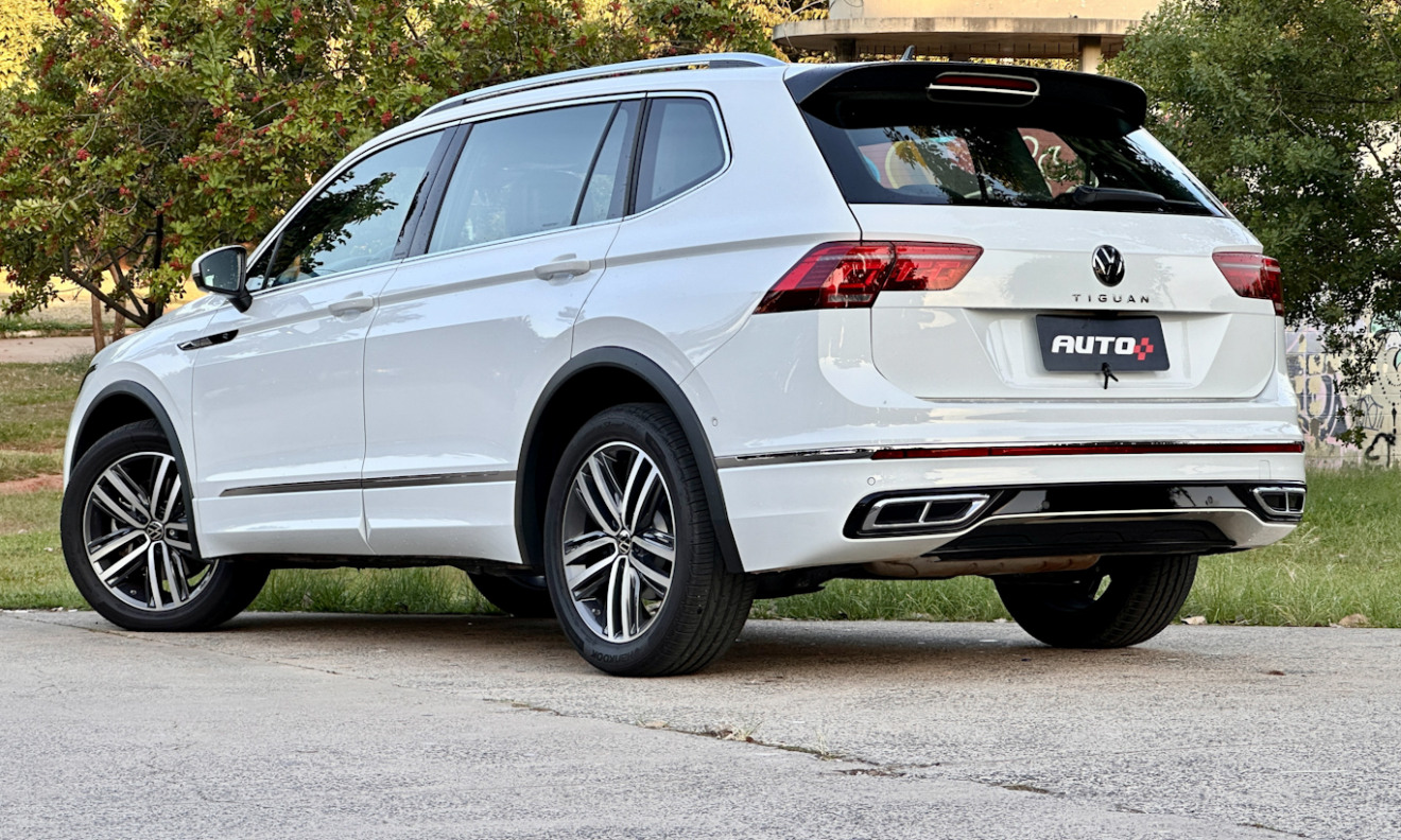 Volkswagen Tiguan R-Line [Auto+ / João Brigato]