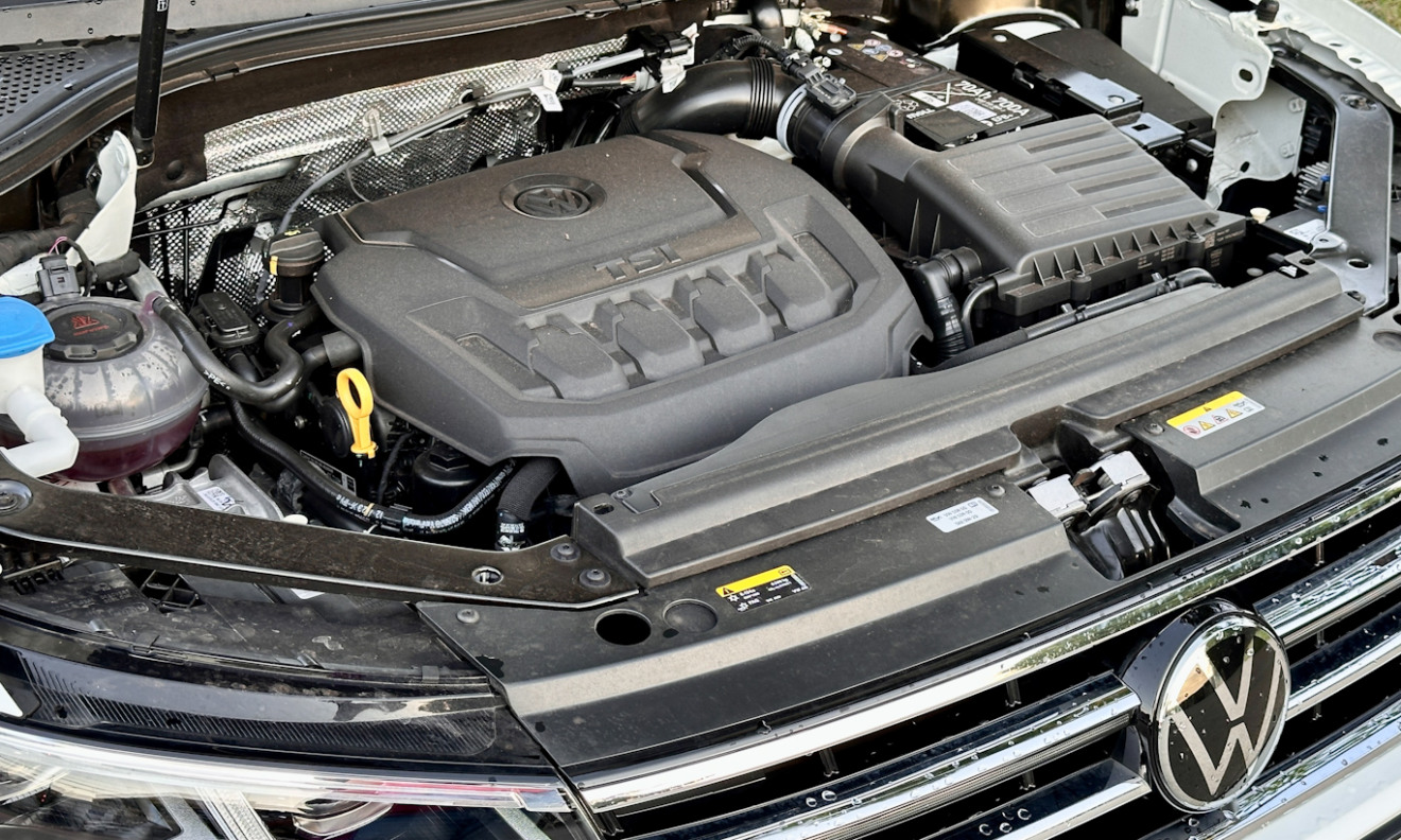 Volkswagen Tiguan R-Line [Auto+ / João Brigato]