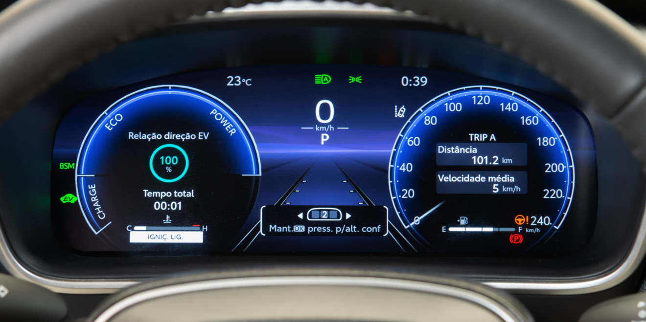 Toyota Corolla Cross XRX HEV 2025 [Divulgação]